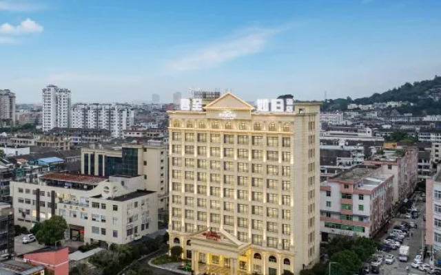 Jun Zhi Ru Gui Hotel