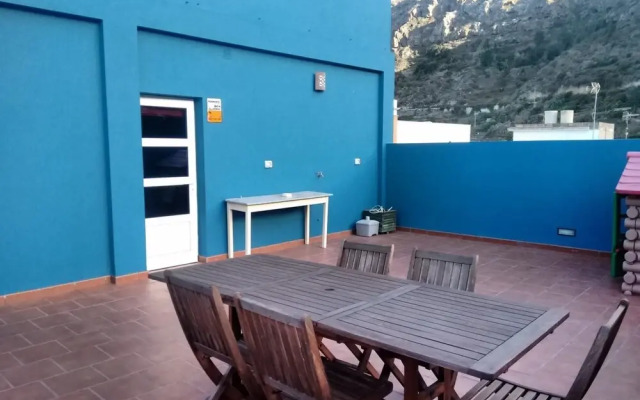 Live Las Aguas House