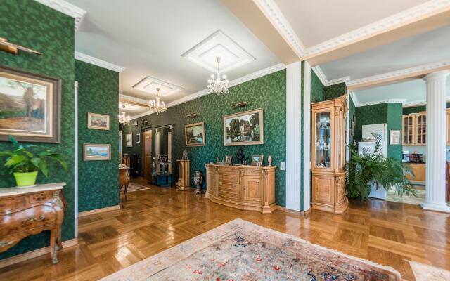 Апартаменты на проспекте Курортный 75Д