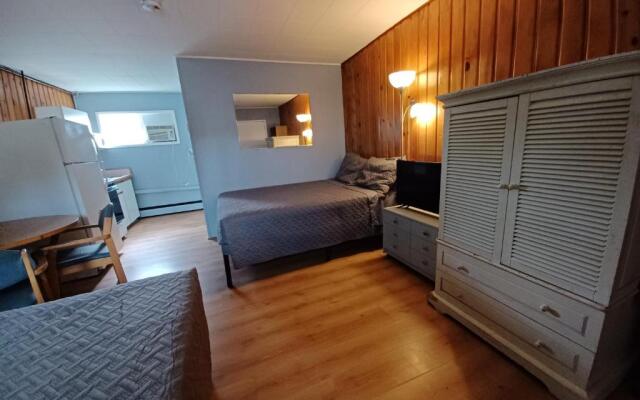 Deerview Lodge & Cabins