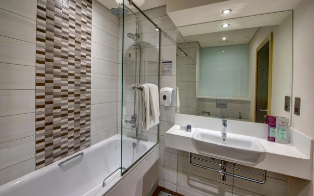 Premier Inn Dubai Ibn Battuta Mall