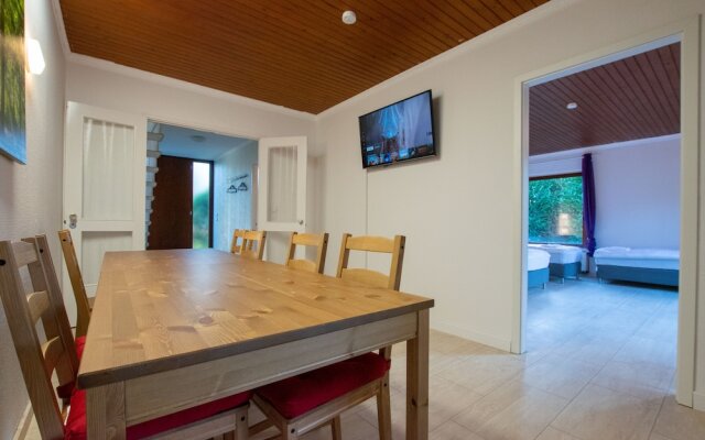 Tolstov-Hotels Beautiful Villa with Big Garden