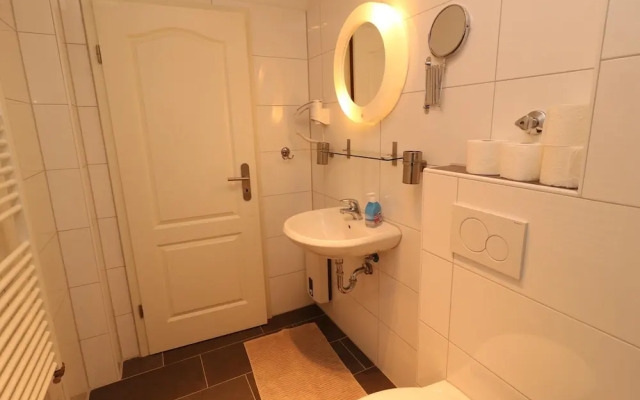 Central Apartment Near the Trade Fair