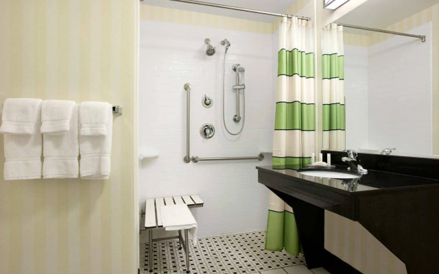 Fairfield Inn & Suites Marietta