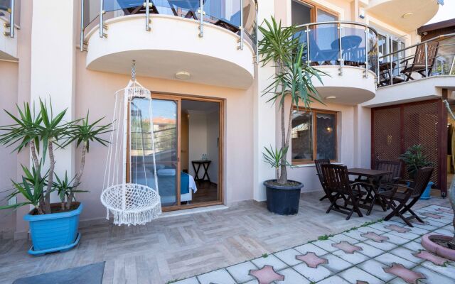 Cunda Giritlioğlu Otel Adult Only +12