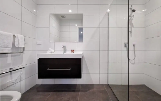 One Bedroom Unit with Panoramic Views