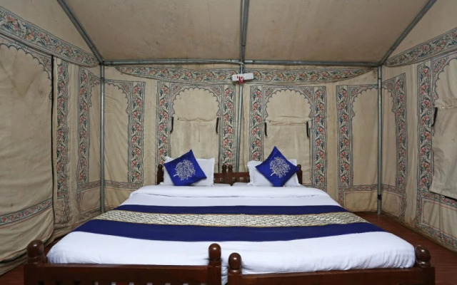 Hotel Jungle Camp
