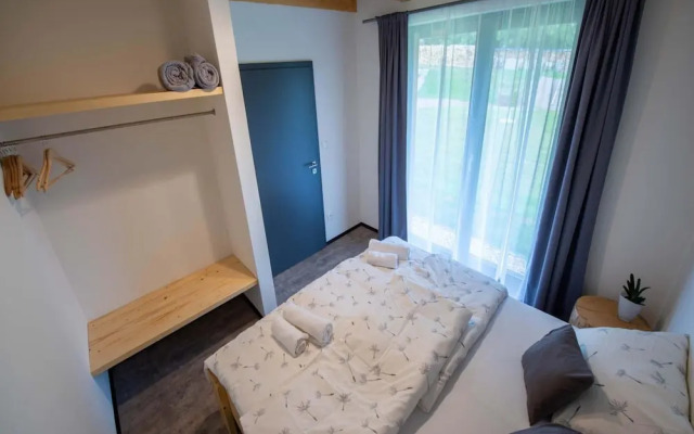 Apartment Near Pernstejn Castle in Smrcek