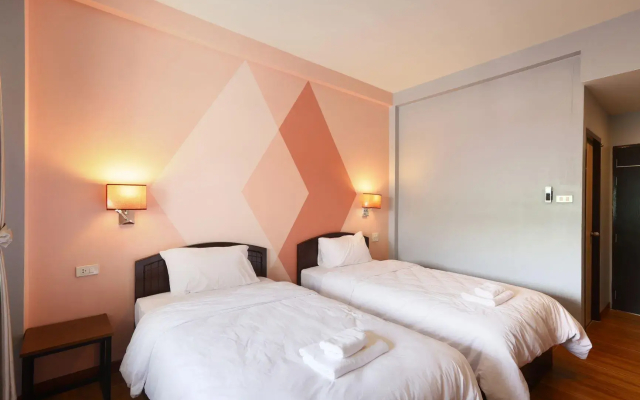 Mest Hotel (SHA Extra Plus)
