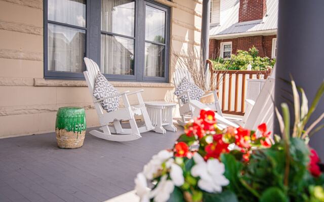 The Levi Deal Mansion Bed & Breakfast