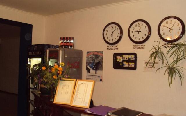 Гостиница Атлантида (бывш.Делика)