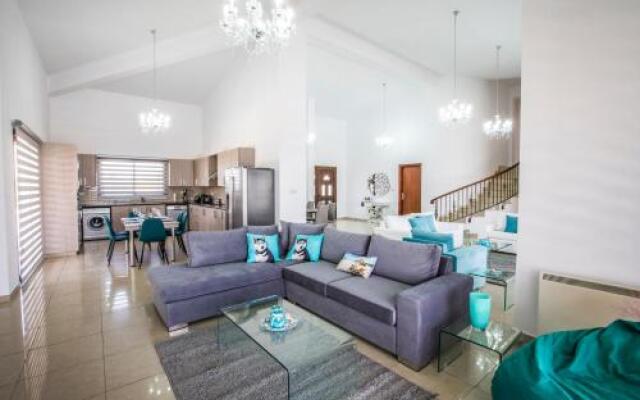 Hills View Villa