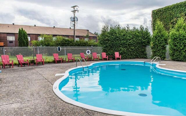 Quality Inn & Suites Gatineau