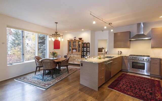 River's Edge Retreat by Exceptional Stays