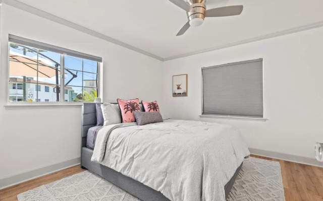 Stylish Villa Near Treasure Island Beaches