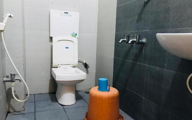 STAYMAKER Bright Palace Residency