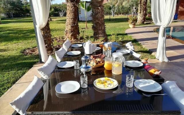 Villa Marrakech for 10 persons.