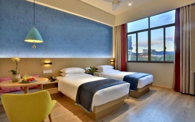 Yiwu Zhixuan Flower Hotel