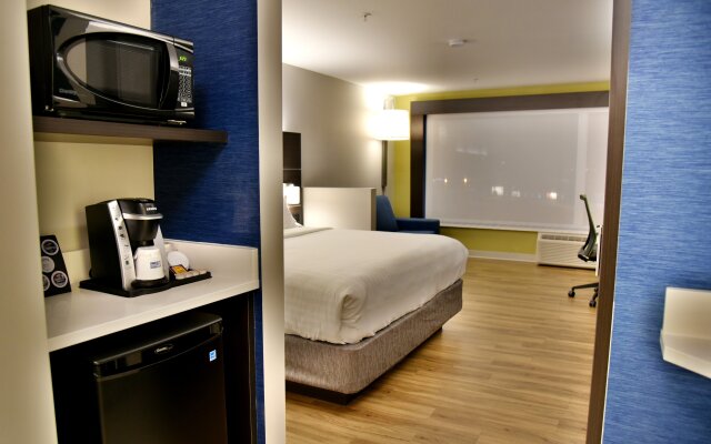 Holiday Inn Express & Suites - Gatineau - Ottawa, an IHG Hotel