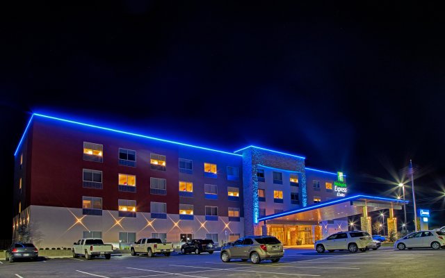Holiday Inn Express & Suites Tulsa NE - Claremore, an IHG Hotel