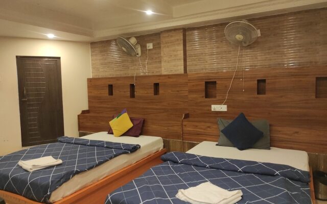 Hotel Om Regency
