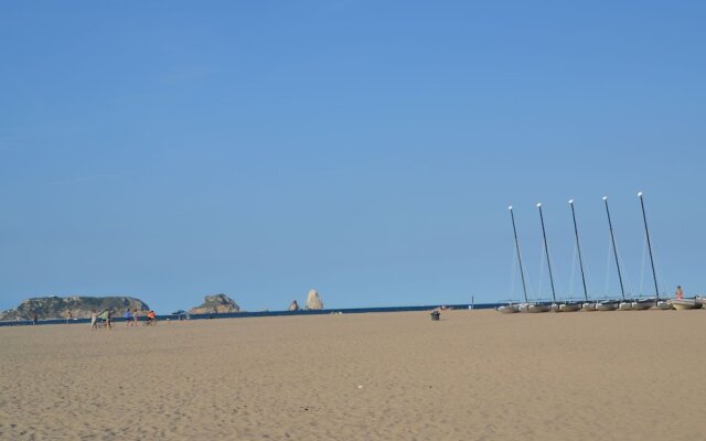 Cosy Holiday Home in L'estartit With Swimming Pool