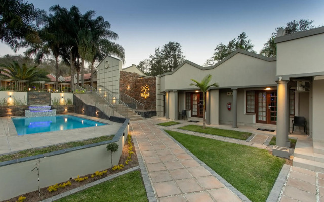 The Cycad Lodge & Chalets