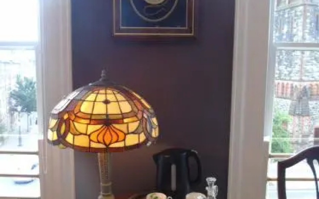 The Warren Belfast - Unique Accommodation