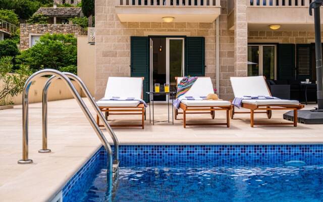 Villa Gold - Private Pool & Grill - H