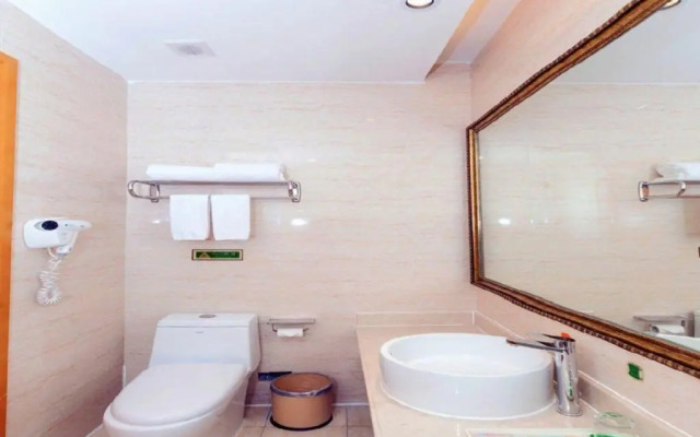 Vienna Hotel Shenzhen Longgang Ainan Road Branch