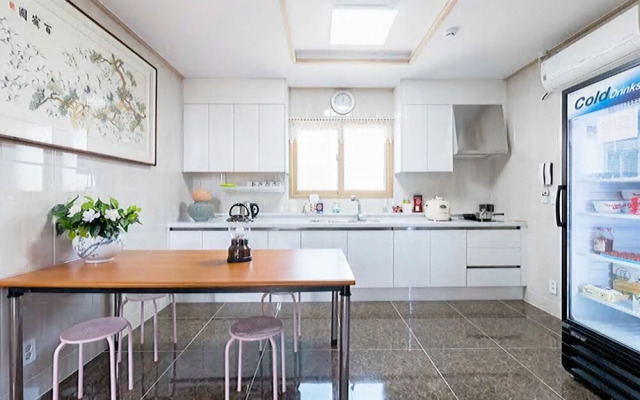 Hub Guest House