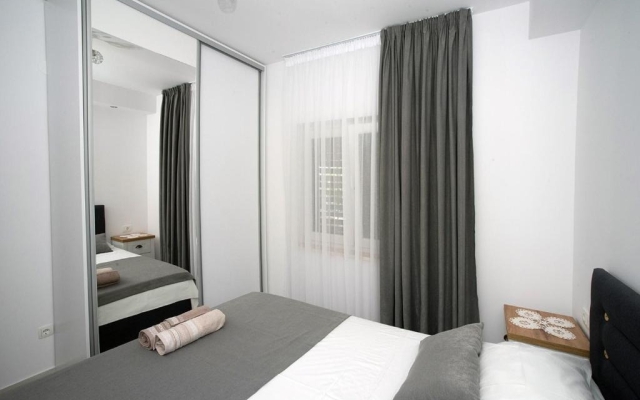 Apartment Nina - sea view family apartments A1Donji Celina Zavode, Riviera Omis