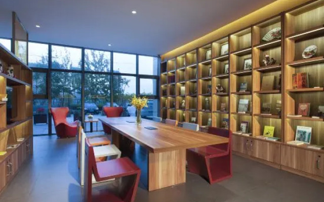 Tianjin U Hotel