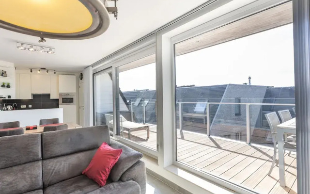 Sunny Apartment With Open Terrace