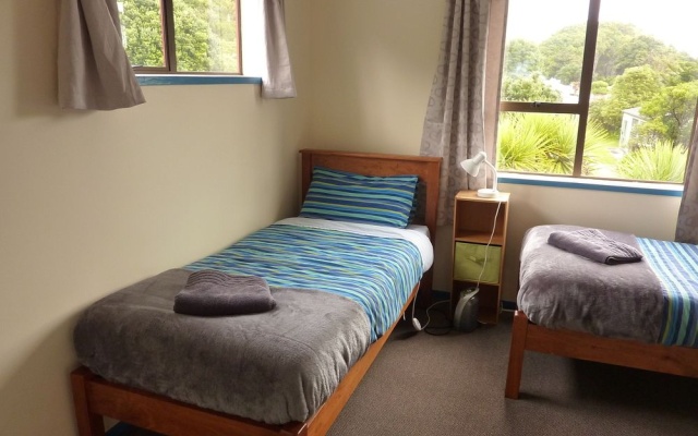 Te Hui House – Guest Rooms – Punakaiki
