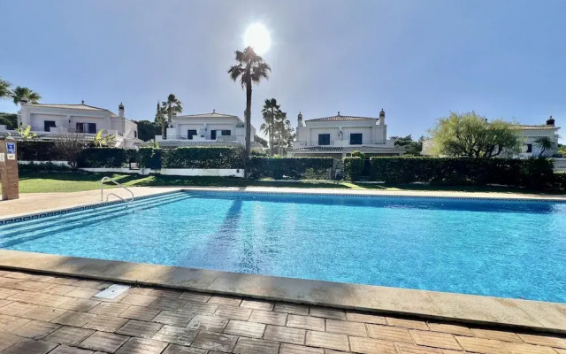 Vilamoura Deluxe Villa by Homing