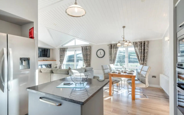 Nunland Hillside Lodges