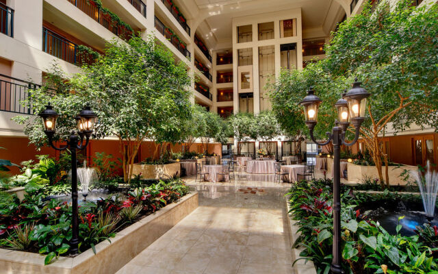 Wyndham Glenview Suites Chicago North