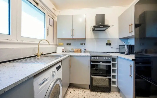 Beautiful 3bed house 7 min to Hyde Park