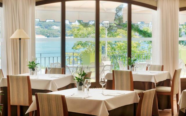 Hotel ILUNION Caleta Park