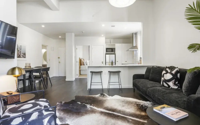 Elegant Living in the City