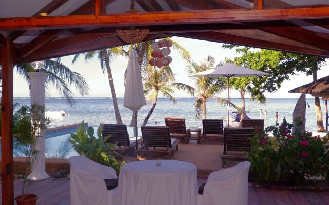 Romantic Beach Villas Siargao Island