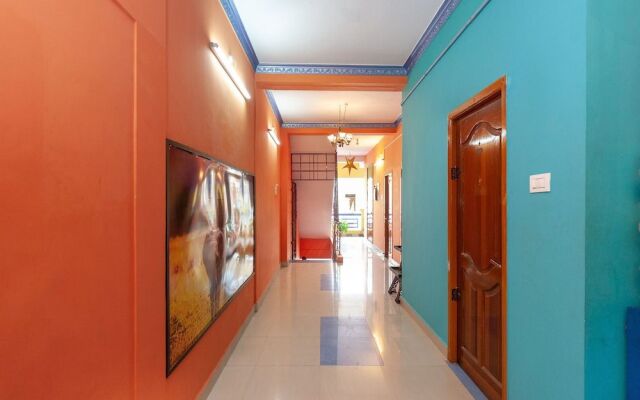 Oyo 18450 Puduvai Inn Guest House