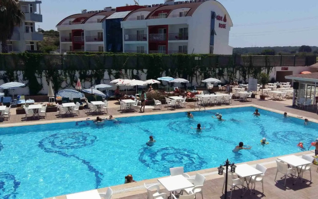 Side Legend Hotel