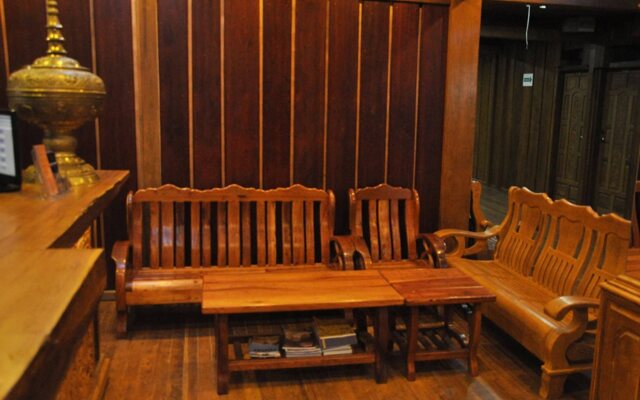 Mandalay Karaweik Mobile Hotel
