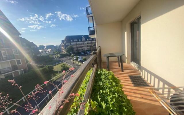 24m Comfort 3 Pers With Balcon Near The Beach