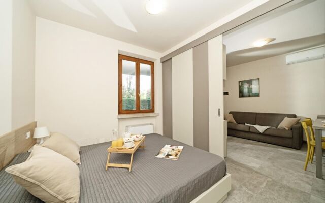 Lauri 0 18 by Wonderful Italy