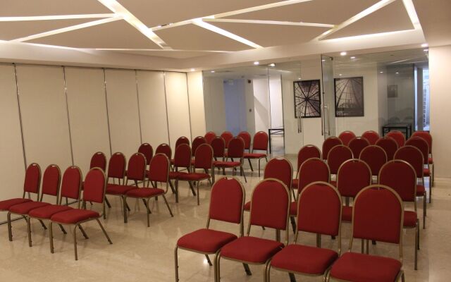 Keys Lite by Lemon Tree Hotels, Mayfield, Gurgaon