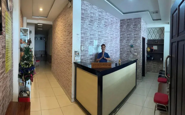 99 Guest House