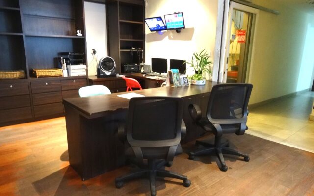Day Cocoon Hotel